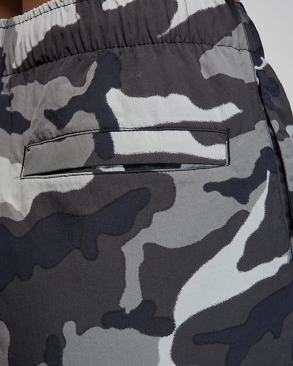 Nike woven camo pants top